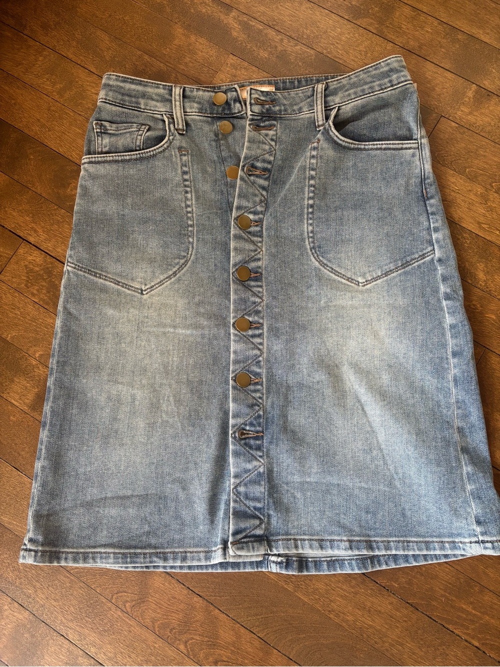Kut from the Kloth Light Blue Button-Front Denim Midi Skirt